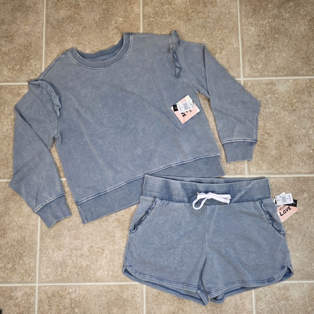NWT Blue Ruffle Lounge Set Sweatshirt & Shorts Medium - Picture 1 of 12
